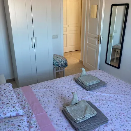 Arenas Hotel apartamentowy 4*