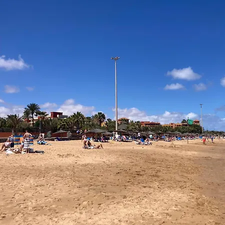 מלון דירות Arenas