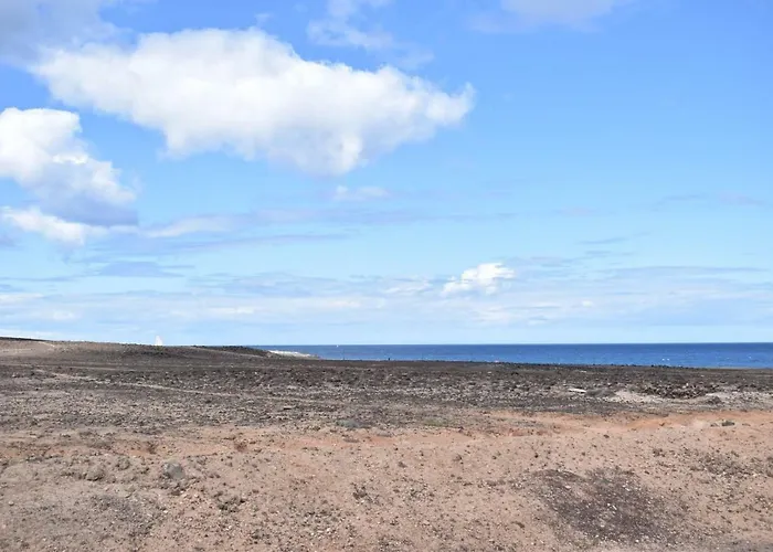 アパートホテル Arenas カレタ・デ・フステ